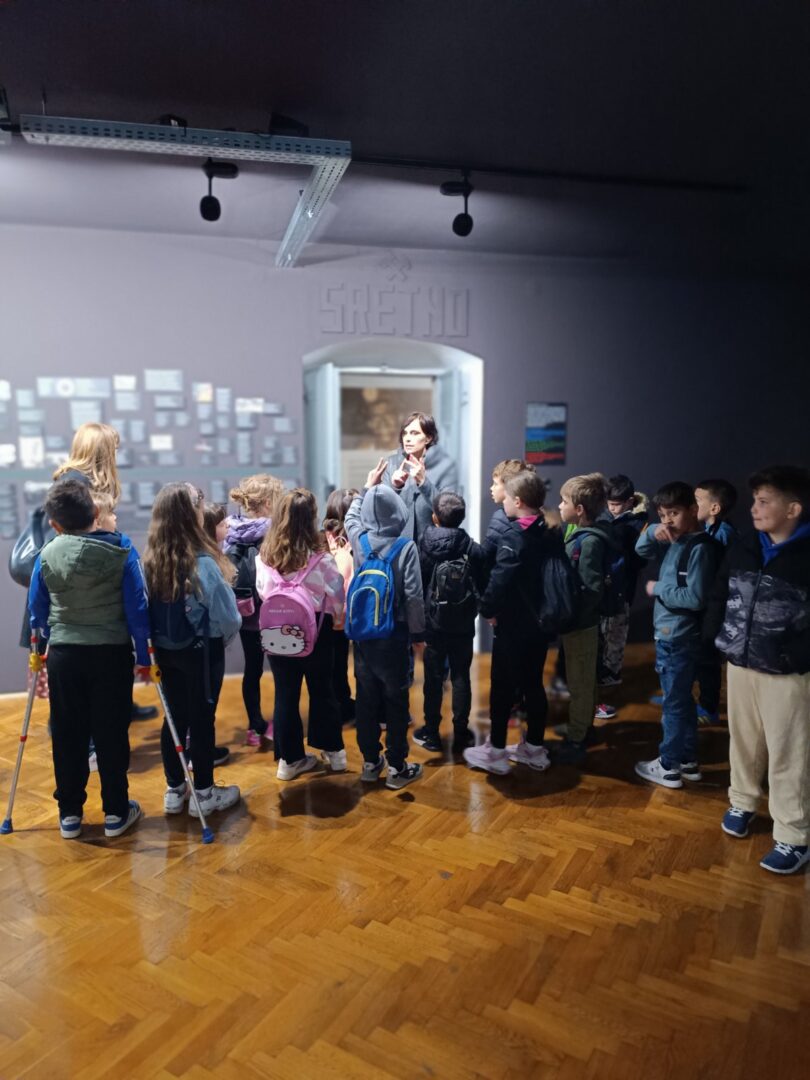 IMG-251a77ddde2c78ee91f3ffa2462f165b-V